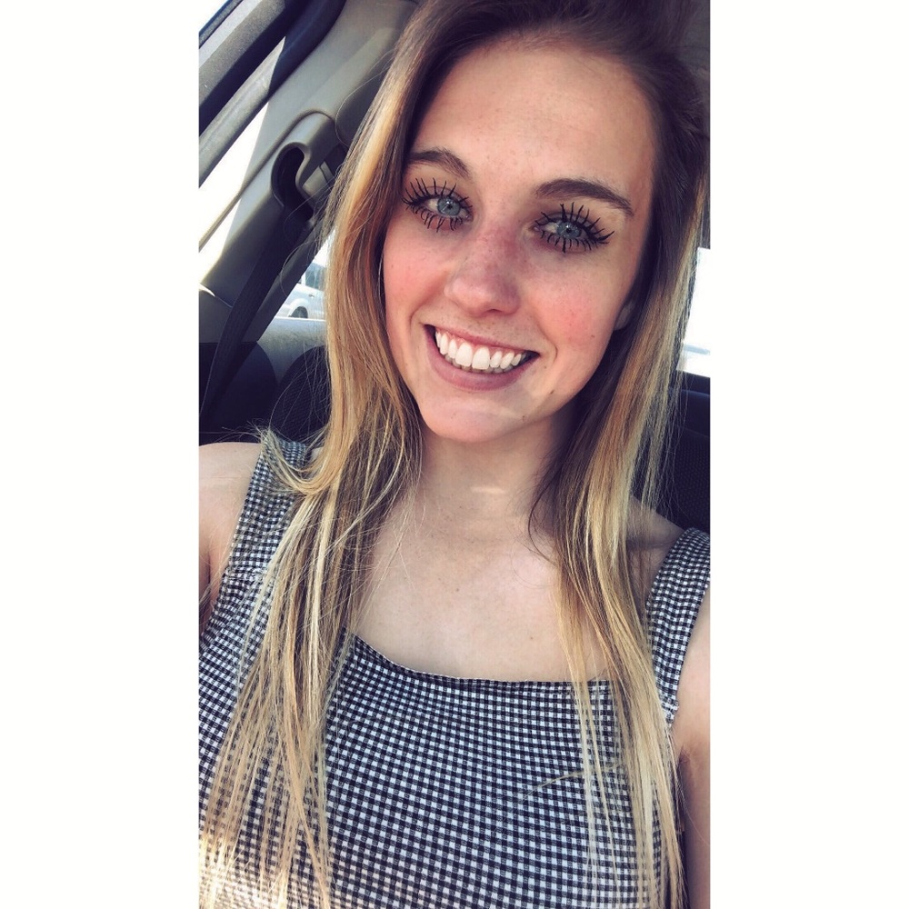Meet your Posher, Jalyssa